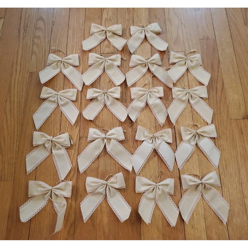 Vtg Off White Cream Velvet Lace Hamdmade Christmas Wreath‎ Bows Lot Of 18 Granny